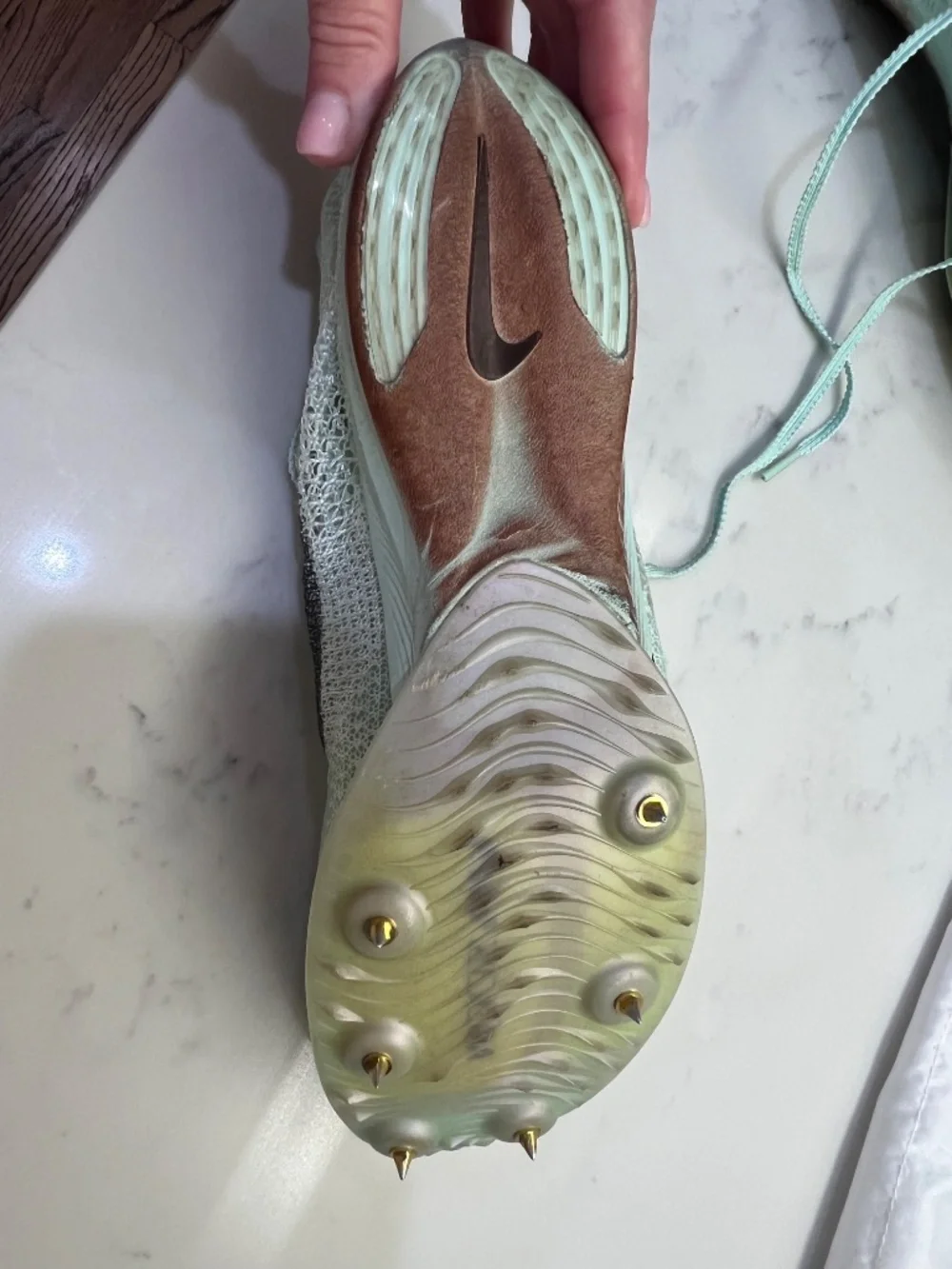NIKE Men's 10.5 Air Zoom Victory Spikes (with bag and spike key)
